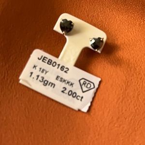 18k 2 carat Black Dia